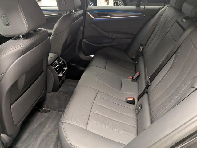 BMW 530 530e M-Sport Touring