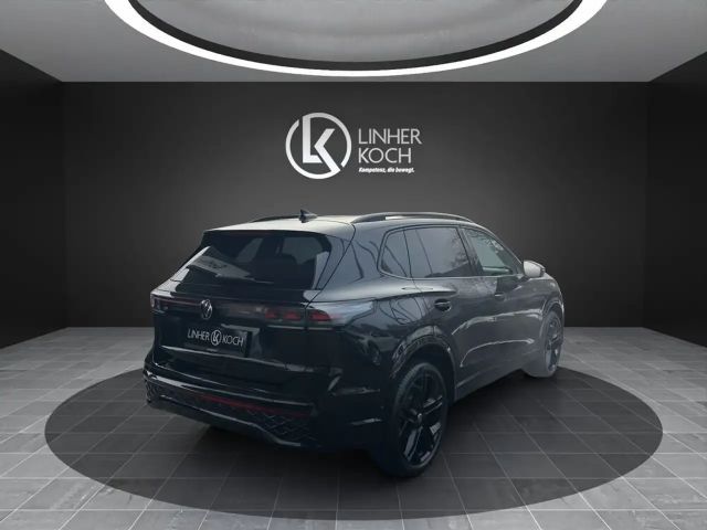 Volkswagen Tiguan 4Motion R-Line