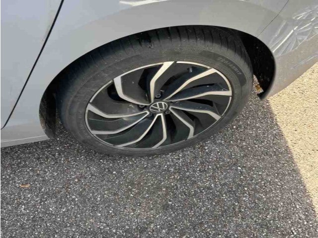 Volkswagen Golf 1.5 eTSI DSG Golf VIII Move