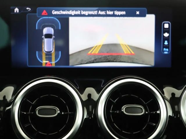 Mercedes-Benz GLA 200 Progressive