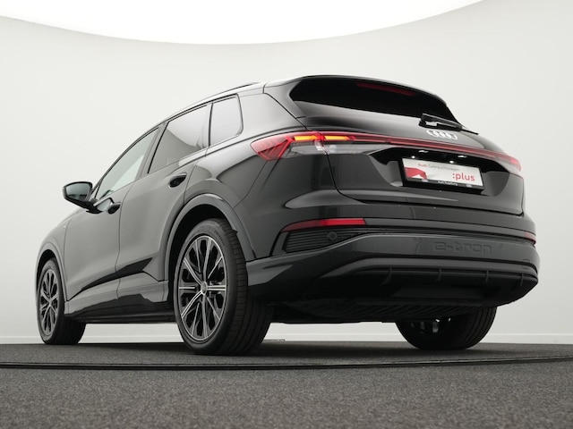 Audi Q4 e-tron SUV 45 e-tron Audi Q4 e-tron