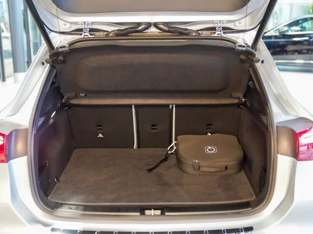 Mercedes-Benz EQA 350 4MATIC AMG Line