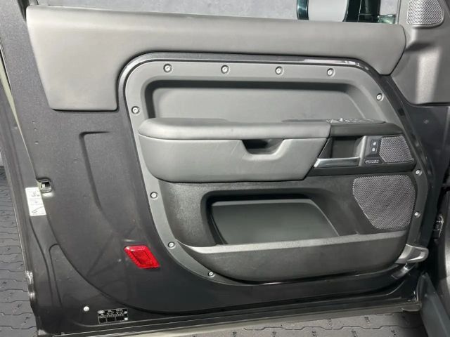 Land Rover Defender 90