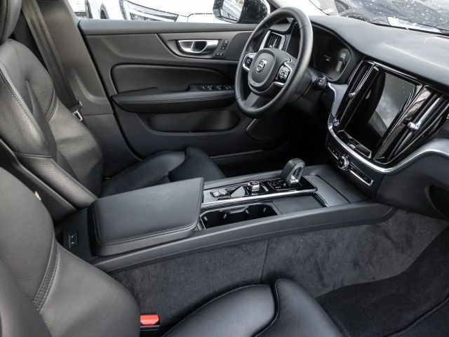 Volvo V60 Cross Country AWD Plus