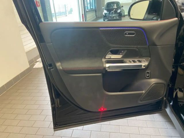 Mercedes-Benz GLB 200 GLB