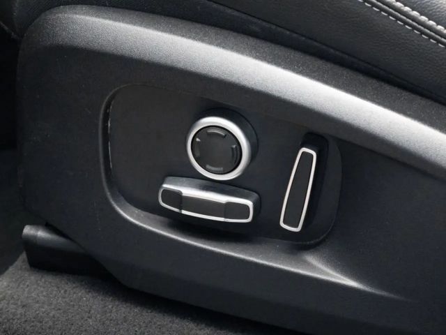 Jaguar F-Pace AWD D300 R-Dynamic S