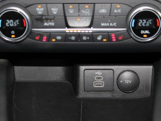 Ford Kuga Plug in Hybrid Titanium