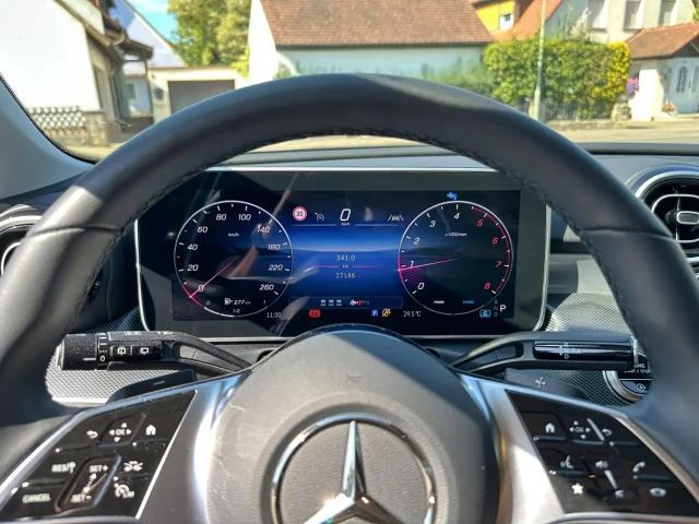 Mercedes-Benz C 180 AVANTGARDE Estate