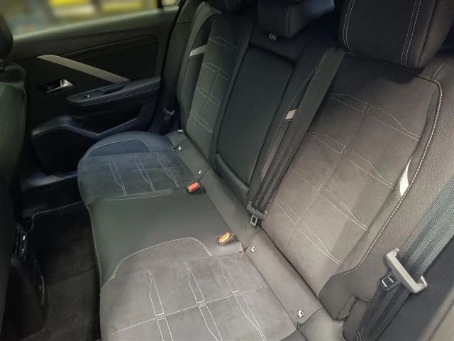 Opel Astra Sports Tourer Ultimate