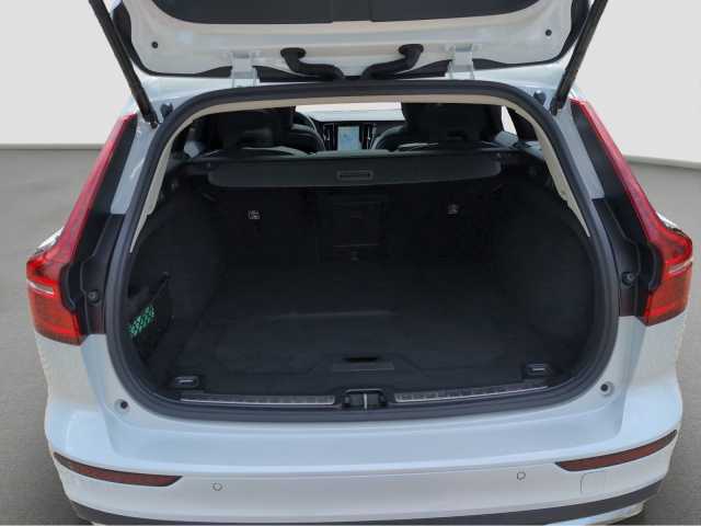 Volvo V60 Cross Country AWD Plus