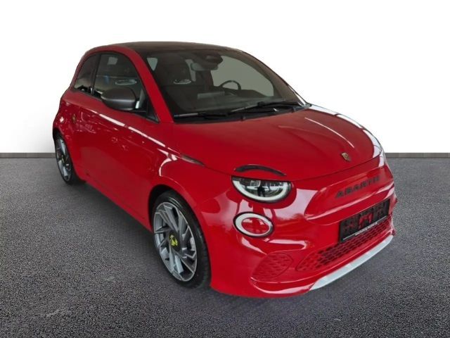 Abarth 500e Turismo