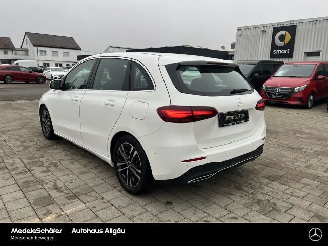 Mercedes-Benz B 200 B 200 d Progressive