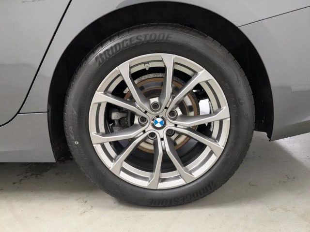 BMW 320 320d Touring xDrive