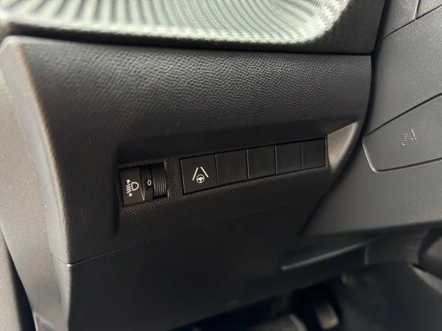 Peugeot 2008 Allure Pack EAT8 PureTech