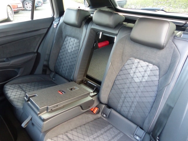 Volkswagen Golf 2.0 TDI DSG Variant