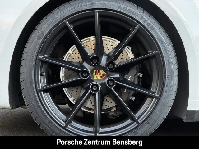 Porsche 911 992 Carrera Coupé