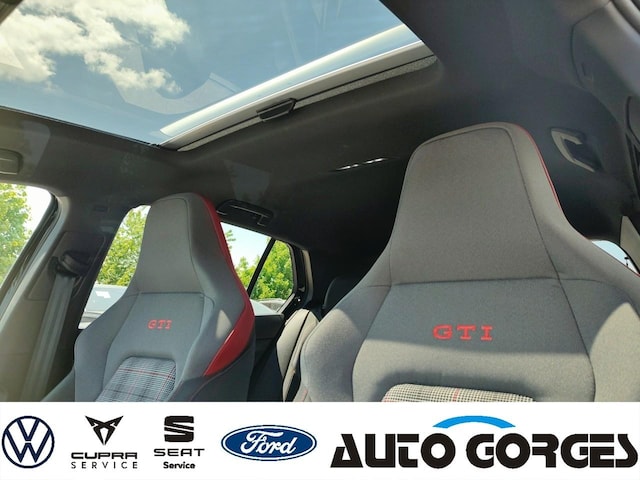 Volkswagen Golf 2.0 TSI DSG IQ.Drive