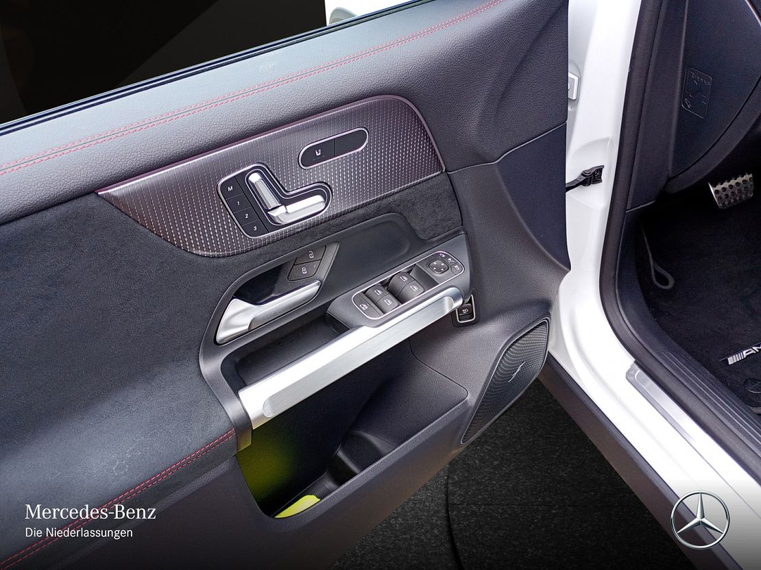 Mercedes-Benz EQB 300 4MATIC