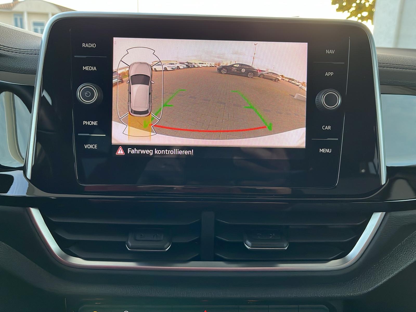 Volkswagen T-Roc 1.5 TSI DSG R-Line