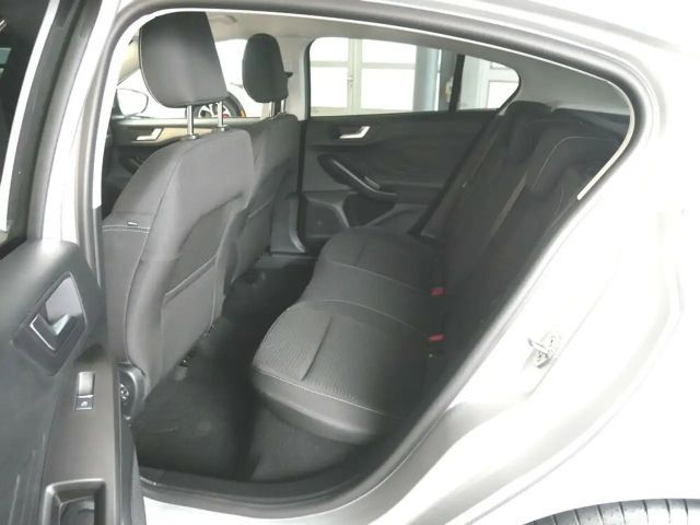 Ford Focus EcoBoost Titanium