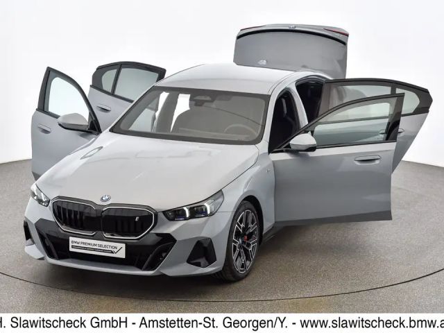 BMW i5 Sedan