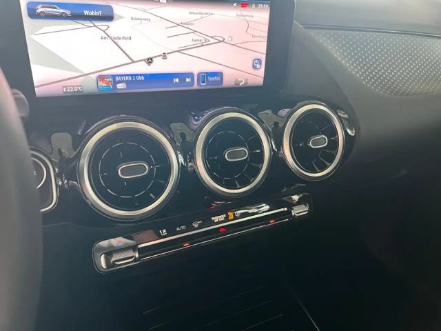 Mercedes-Benz B 200 B 200 d Progressive