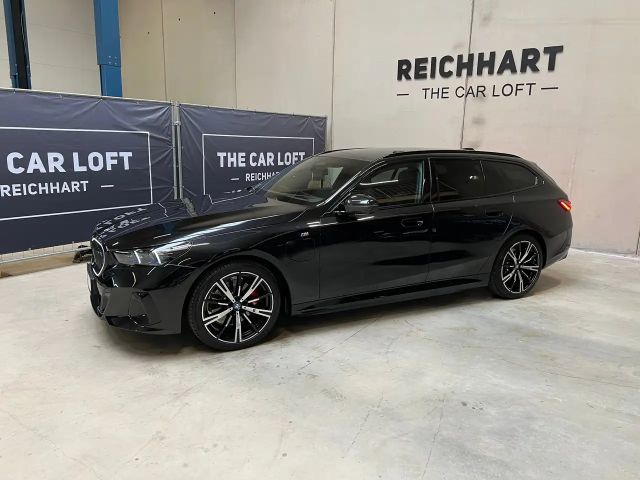 BMW 530 530e M-Sport Touring xDrive