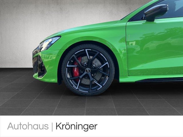 Audi RS3 Quattro S-Tronic Sedan