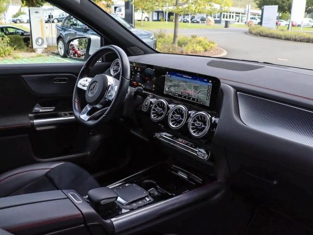 Mercedes-Benz EQA 250 AMG Line Advanced