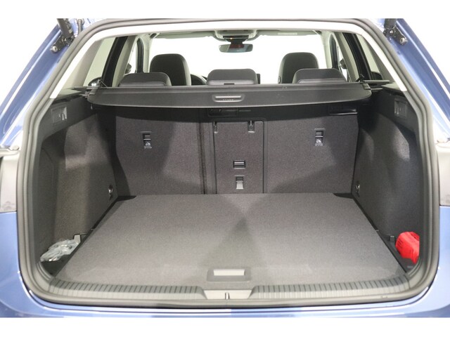 Volkswagen Golf 1.5 eTSI DSG Variant