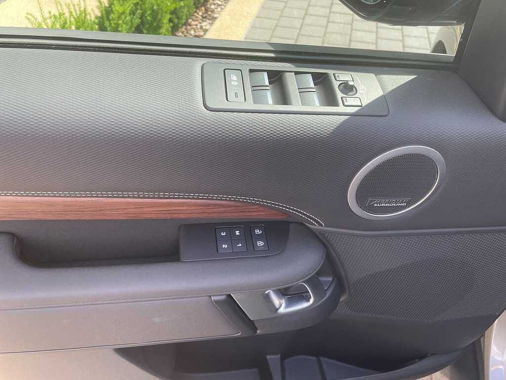 Land Rover Discovery G5