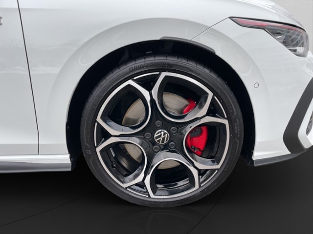 Volkswagen Golf 2.0 TSI DSG Golf VIII