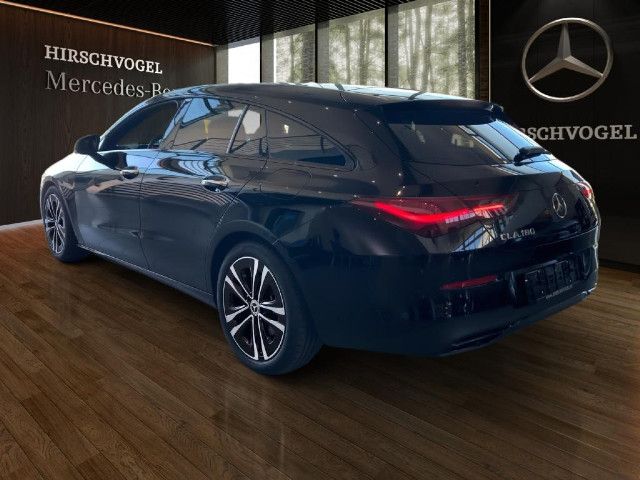 Mercedes-Benz CLA 180 Shooting Brake