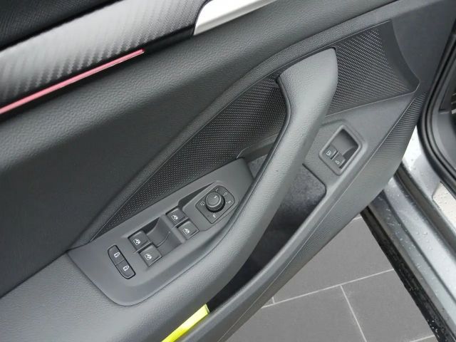 Skoda Superb Combi Sportline iV