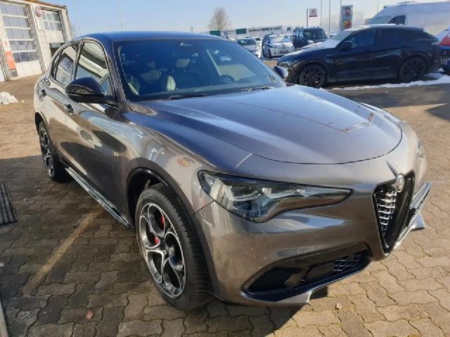 Alfa Romeo Stelvio Q4 Veloce