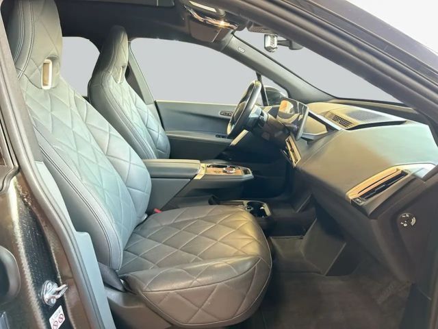 BMW iX xDrive40