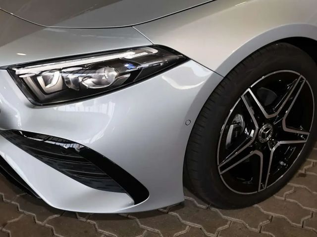 Mercedes-Benz A 200 AMG Line