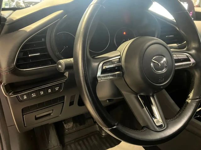 Mazda 3 Homura SkyActiv e-Skyactiv