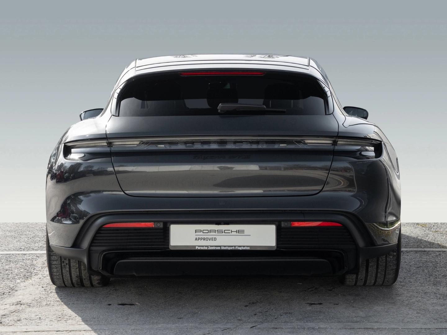 Porsche Taycan GTS Sport Turismo