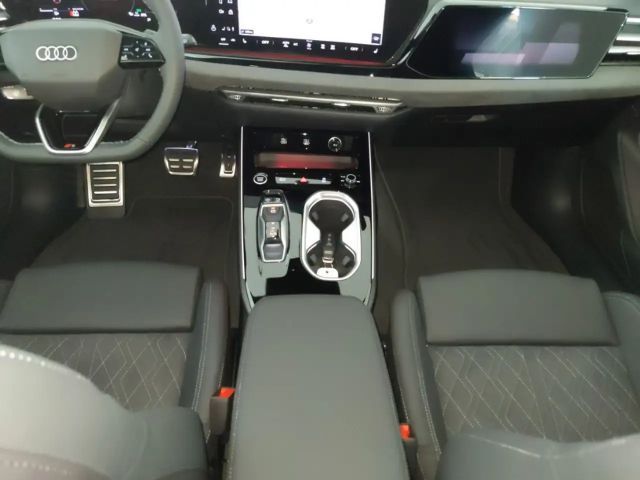 Audi A6 Avant Quattro S-Tronic