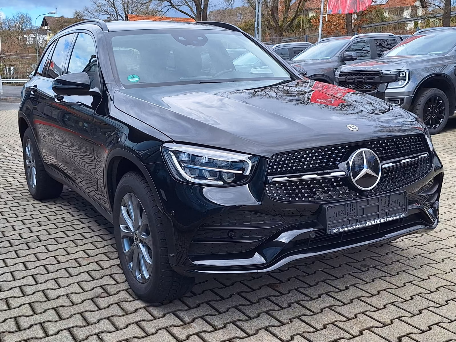 Mercedes-Benz GLC 300 4MATIC AMG Line