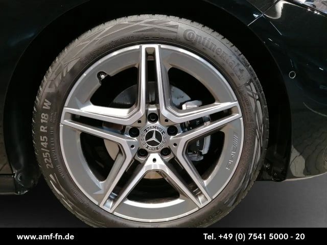 Mercedes-Benz A 200 AMG Line Premium