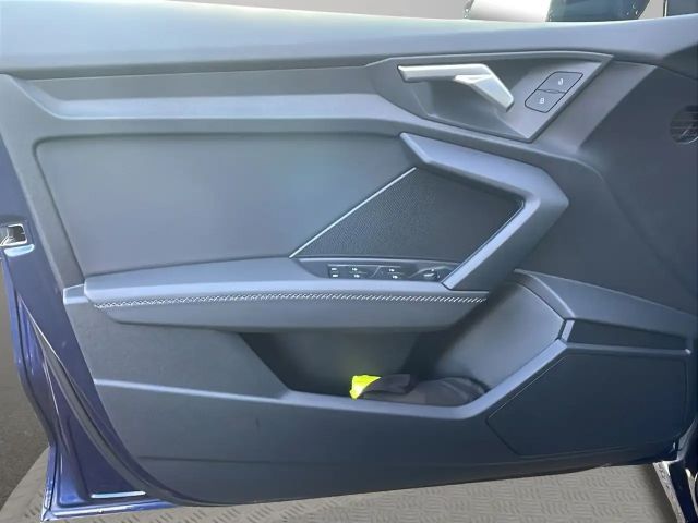 Audi A3 30 TFSI Sedan