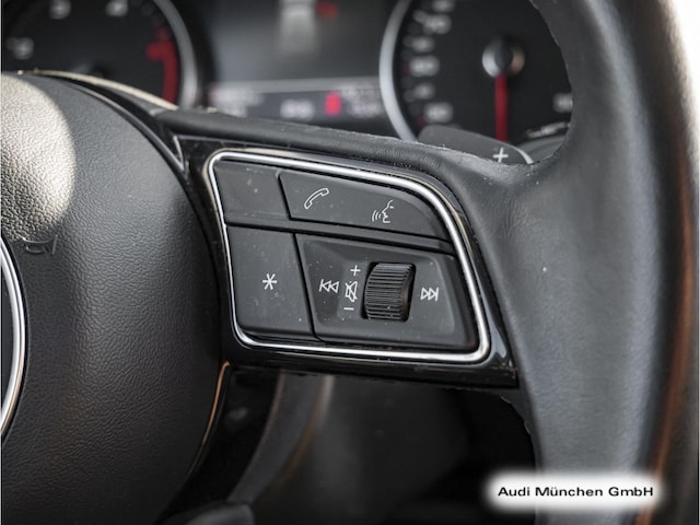 Audi A4 30 TDI Avant S-Tronic