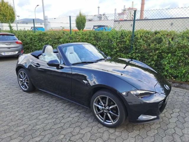 Mazda MX-5 SkyActiv