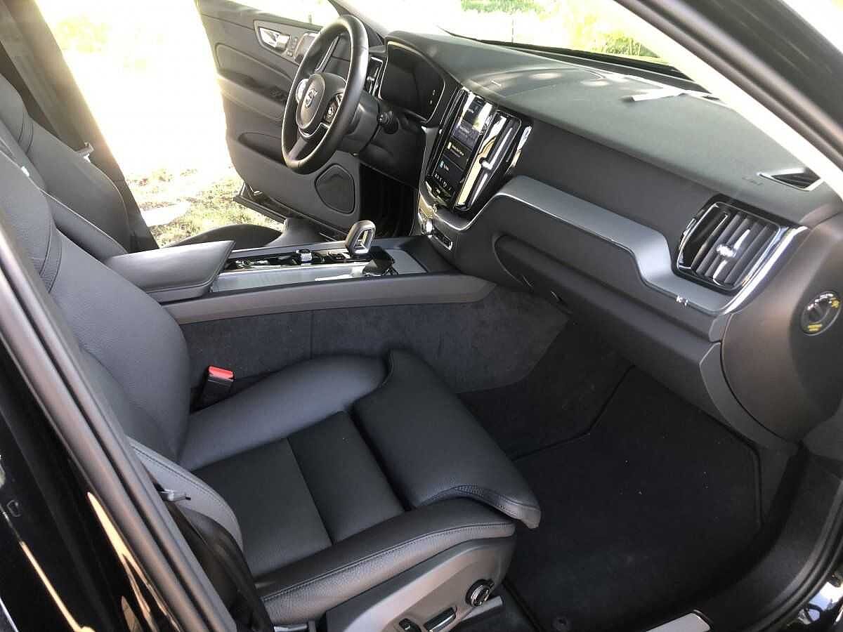 Volvo XC60 AWD Dark Plus T8