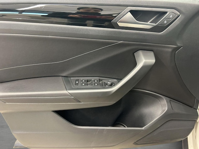 Volkswagen T-Roc 2.0 TSI DSG R-Line