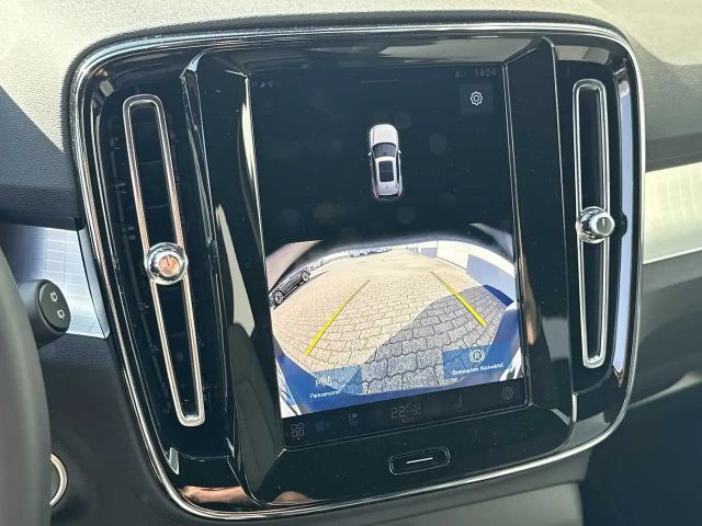 Volvo XC40 Dark Plus