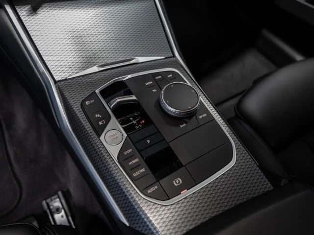 BMW 330 330e M-Sport Touring