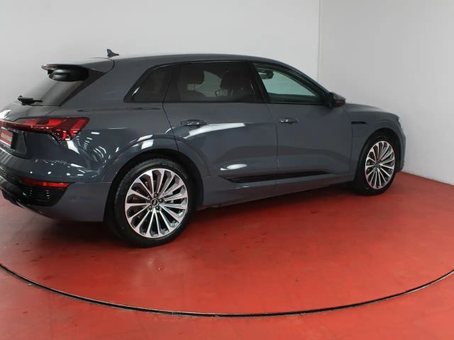 Audi Q8 e-tron 55 Quattro S-Line